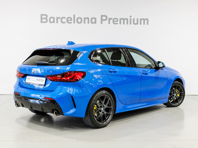 BMW Serie 1 118d color Azul. Año 2020. 110KW(150CV). Diésel. En concesionario Barcelona Premium -- GRAN VIA de Barcelona