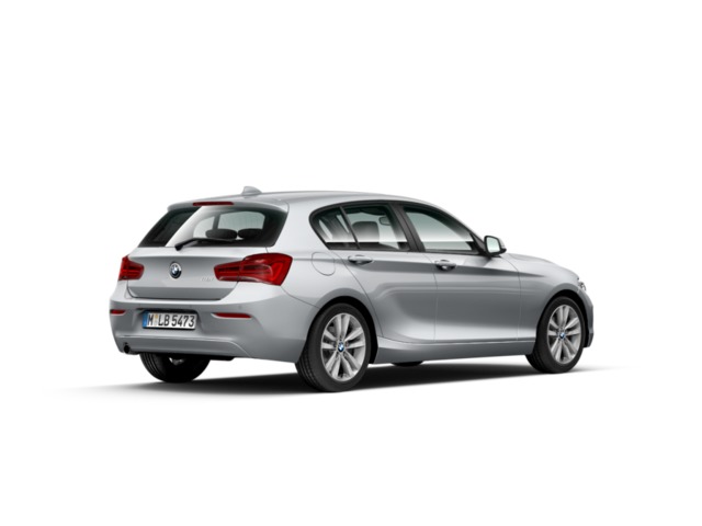 BMW Serie 1 118i color Gris Plata. Año 2018. 100KW(136CV). Gasolina. En concesionario Momentum S.A. de Madrid