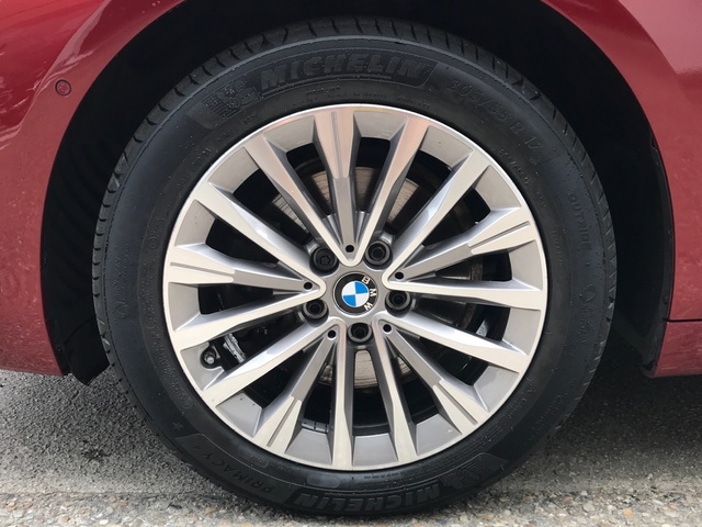 BMW Serie 2 218d Active Tourer color Rojo. Año 2019. 110KW(150CV). Diésel. En concesionario Celtamotor Vigo  de Pontevedra