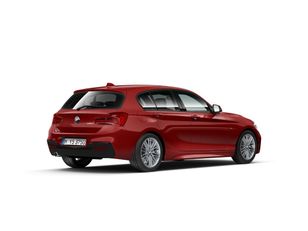Fotos de BMW Serie 1 118d color Rojo. Año 2019. 110KW(150CV). Diésel. En concesionario Ceres Motor S.L. de Cáceres