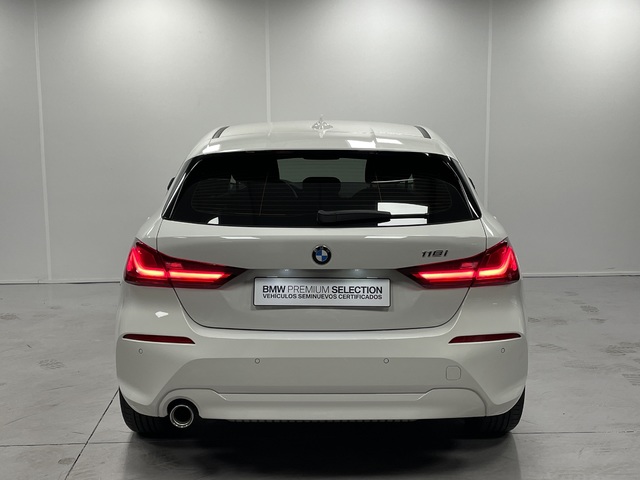 BMW Serie 1 118i color Blanco. Año 2020. 103KW(140CV). Gasolina. En concesionario Maberauto de Castellón