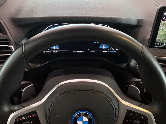 BMW X3 xDrive30e color Gris. Año 2022. 215KW(292CV). Híbrido Electro/Gasolina. En concesionario Celtamotor Lalín de Pontevedra
