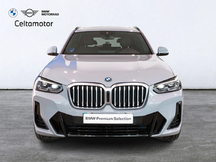 Fotos de BMW X3 xDrive30e color Gris. Año 2022. 215KW(292CV). Híbrido Electro/Gasolina. En concesionario Celtamotor Lalín de Pontevedra