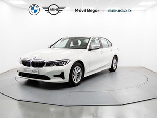Fotos de BMW Serie 3 320d color Blanco. Año 2020. 140KW(190CV). Diésel. En concesionario Movil Begar Alcoy de Alicante