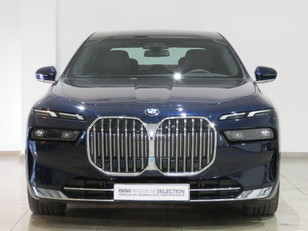 Fotos de BMW Serie 7 740d color Azul. Año 2023. 220KW(299CV). Diésel. En concesionario SAN JUAN Automoviles Fersan S.A. de Alicante