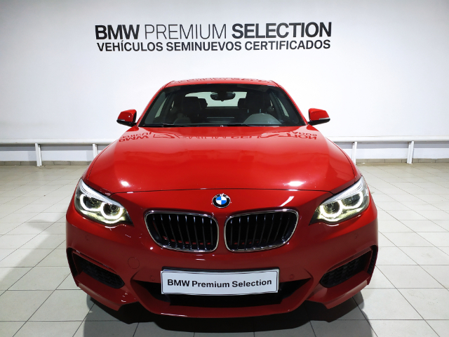 BMW Serie 2 218i Coupe color Rojo. Año 2018. 100KW(136CV). Gasolina. En concesionario Hispamovil, Orihuela de Alicante