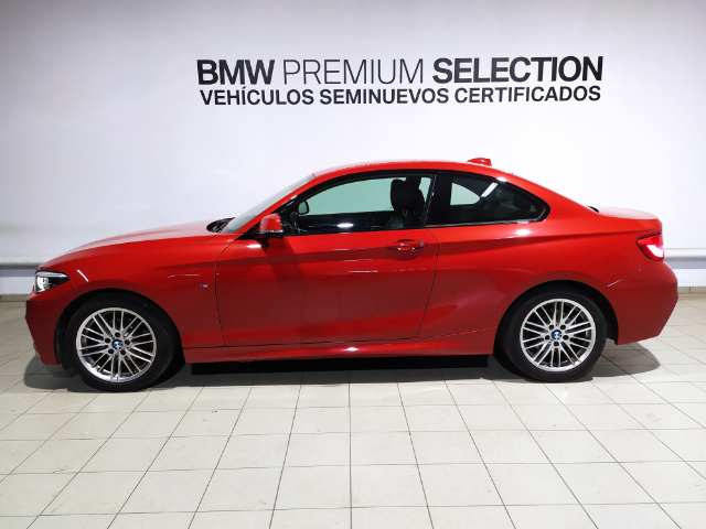 BMW Serie 2 218i Coupe color Rojo. Año 2018. 100KW(136CV). Gasolina. En concesionario Hispamovil Elche de Alicante