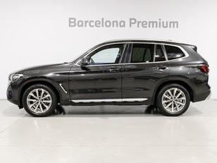 Fotos de BMW X3 xDrive20d color Gris. Año 2023. 140KW(190CV). Diésel. En concesionario Barcelona Premium -- GRAN VIA de Barcelona