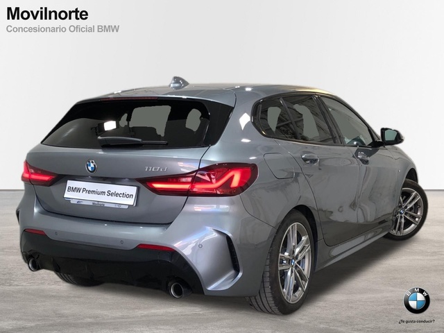 BMW Serie 1 118d color Gris. Año 2023. 110KW(150CV). Diésel. En concesionario Movilnorte El Plantio de Madrid