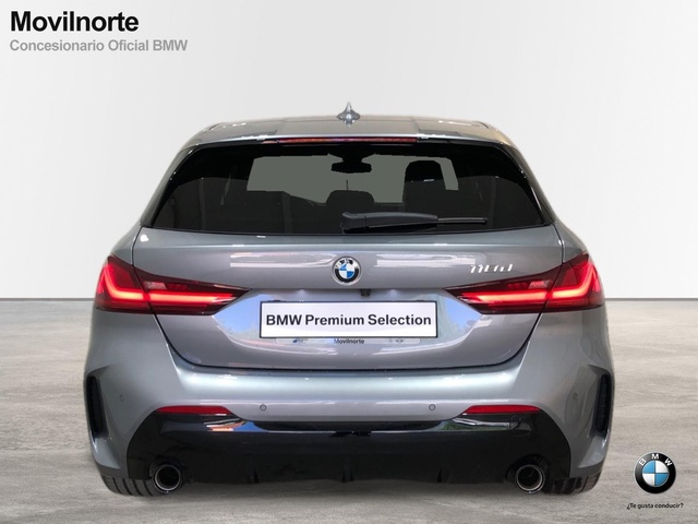BMW Serie 1 118d color Gris. Año 2023. 110KW(150CV). Diésel. En concesionario Movilnorte El Plantio de Madrid