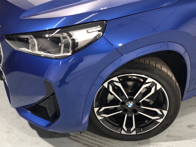 BMW X1 sDrive18d color Azul. Año 2022. 110KW(150CV). Diésel. En concesionario Auto Premier, S.A. - MADRID de Madrid