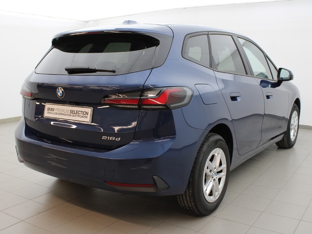 BMW Serie 2 218d Active Tourer color Azul. Año 2023. 110KW(150CV). Diésel. En concesionario Augusta Aragon S.A. de Zaragoza