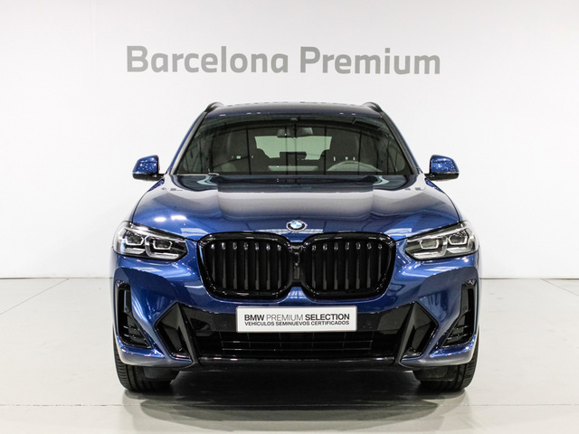 BMW X3 xDrive20d color Azul. Año 2023. 140KW(190CV). Diésel. En concesionario Barcelona Premium -- GRAN VIA de Barcelona