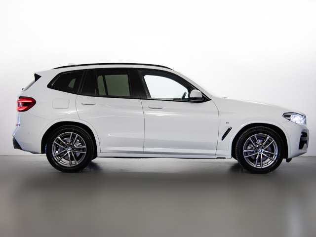 BMW X3 xDrive20d color Blanco. Año 2020. 140KW(190CV). Diésel. En concesionario Fuenteolid de Valladolid