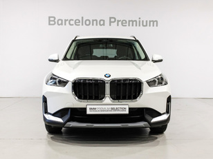 Fotos de BMW X1 sDrive18d color Blanco. Año 2023. 110KW(150CV). Diésel. En concesionario Barcelona Premium -- GRAN VIA de Barcelona