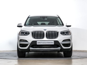 Fotos de BMW X3 xDrive20d color Blanco. Año 2020. 140KW(190CV). Diésel. En concesionario Oliva Motor Tarragona de Tarragona