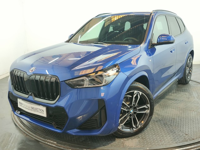 BMW X1 sDrive18d color Azul. Año 2022. 110KW(150CV). Diésel. En concesionario Proa Premium Palma de Baleares