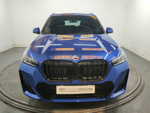 BMW X1 sDrive18d color Azul. Año 2022. 110KW(150CV). Diésel. En concesionario Proa Premium Palma de Baleares