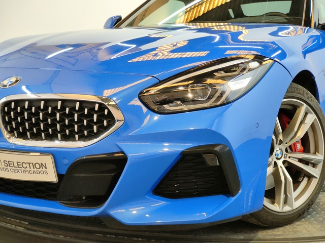 BMW Z4 sDrive30i Cabrio color Azul. Año 2021. 190KW(258CV). Gasolina. En concesionario Proa Premium Ibiza de Baleares