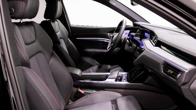 Audi Q8 e-tron Sportback S line 55 quattro 300 kW (408 CV)