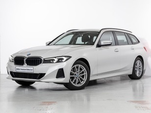 Fotos de BMW Serie 3 320i Touring color Blanco. Año 2022. 135KW(184CV). Gasolina. En concesionario Oliva Motor Girona de Girona
