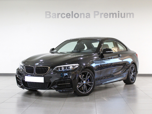 BMW Serie 2 M240i Coupe color Negro. Año 2019. 250KW(340CV). Gasolina. En concesionario Barcelona Premium - Diagonal de Barcelona