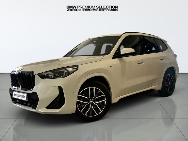 BMW X1 sDrive18d color Blanco. Año 2023. 110KW(150CV). Diésel. En concesionario Automotor Premium Viso - Málaga de Málaga