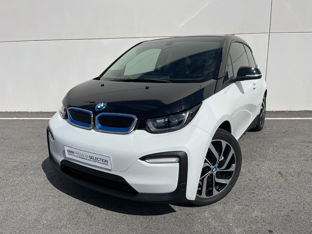 BMW i3 120Ah color Blanco. Año 2021. 125KW(170CV). Eléctrico. En concesionario Novomóvil Oleiros de Coruña