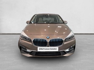 Fotos de BMW Serie 2 225xe iPerformance Active Tourer color Beige. Año 2018. 165KW(224CV). Híbrido Electro/Gasolina. En concesionario Enekuri Motor de Vizcaya