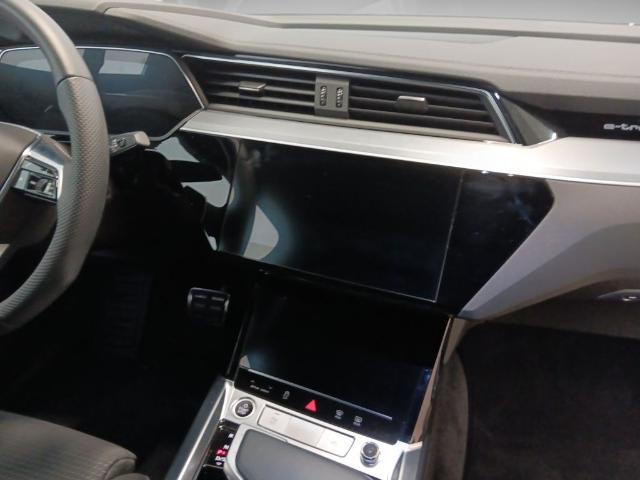 Audi Q8 e-tron Sportback S line 55 quattro 300 kW (408 CV)
