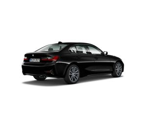 Fotos de BMW Serie 3 320d color Negro. Año 2019. 140KW(190CV). Diésel. En concesionario Ceres Motor S.L. de Cáceres