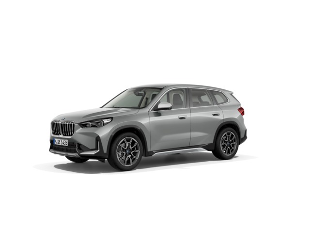 BMW X1 xDrive20d color Gris Plata. Año 2024. 120KW(163CV). Diésel. En concesionario Momentum S.A. de Madrid