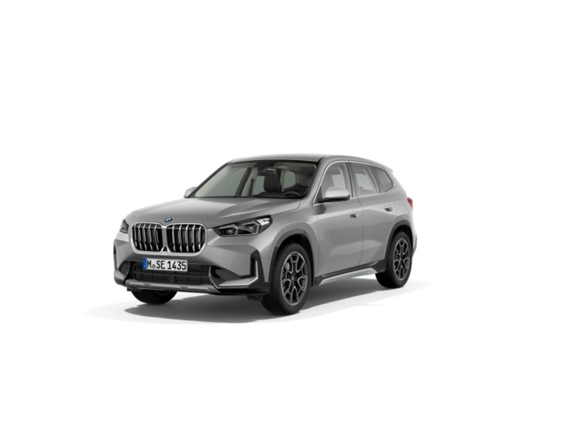 BMW X1 xDrive20d color Gris Plata. Año 2024. 120KW(163CV). Diésel. En concesionario Momentum S.A. de Madrid