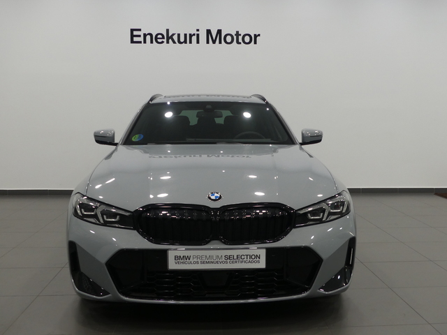 BMW Serie 3 320d Touring color Gris. Año 2024. 140KW(190CV). Diésel. En concesionario Enekuri Motor de Vizcaya