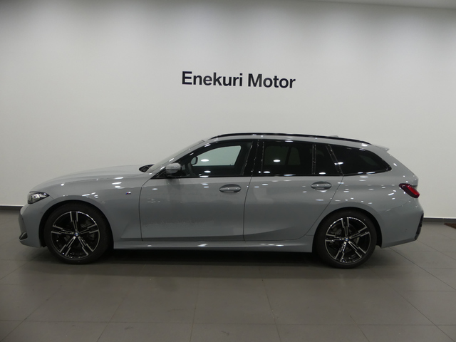 BMW Serie 3 320d Touring color Gris. Año 2024. 140KW(190CV). Diésel. En concesionario Enekuri Motor de Vizcaya