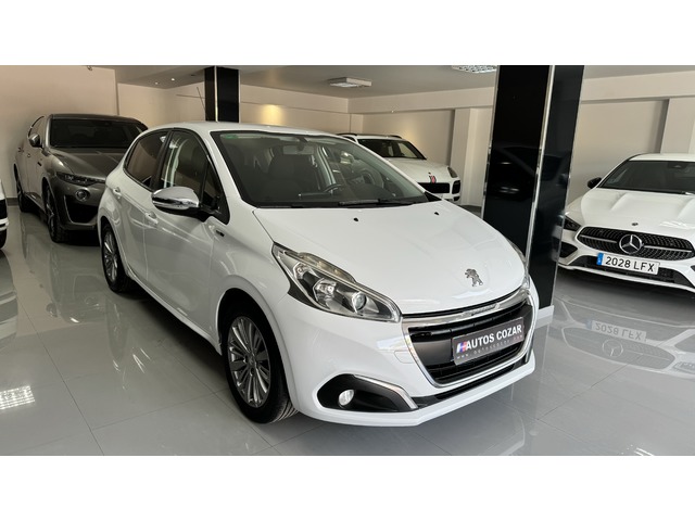 Peugeot 208 PureTech 82 de segunda mano