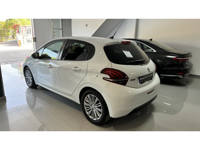 Peugeot 208 PureTech Style 60 kW (82 CV)