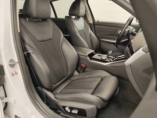 BMW Serie 3 320d color Blanco. Año 2021. 140KW(190CV). Diésel. En concesionario Autoberón de La Rioja