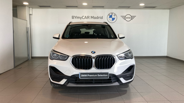 BMW X1 sDrive18d color Blanco. Año 2020. 110KW(150CV). Diésel. En concesionario BYmyCAR Madrid - Alcalá de Madrid