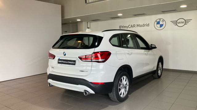 BMW X1 sDrive18d color Blanco. Año 2020. 110KW(150CV). Diésel. En concesionario BYmyCAR Madrid - Alcalá de Madrid