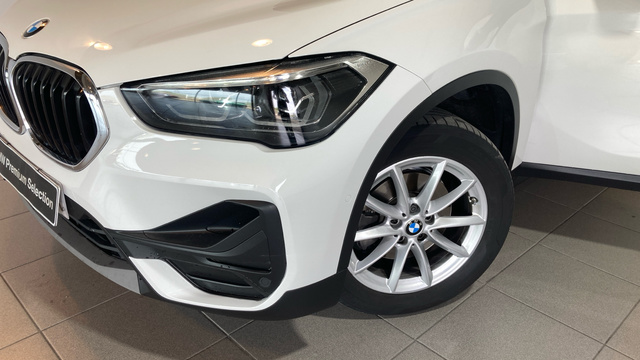 BMW X1 sDrive18d color Blanco. Año 2020. 110KW(150CV). Diésel. En concesionario BYmyCAR Madrid - Alcalá de Madrid