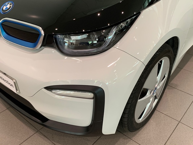 BMW i3 120Ah color Blanco. Año 2020. 125KW(170CV). Eléctrico. En concesionario Celtamotor Lalín de Pontevedra