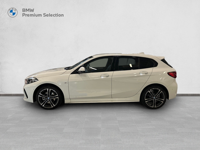 BMW Serie 1 118d color Blanco. Año 2024. 110KW(150CV). Diésel. En concesionario Enekuri Motor de Vizcaya