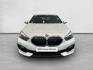 Fotos de BMW Serie 1 118d color Blanco. Año 2022. 110KW(150CV). Diésel. En concesionario Enekuri Motor de Vizcaya