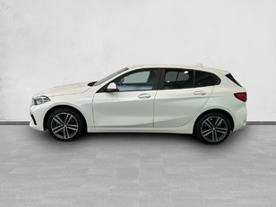 Fotos de BMW Serie 1 118d color Blanco. Año 2022. 110KW(150CV). Diésel. En concesionario Enekuri Motor de Vizcaya