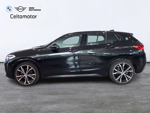 Fotos de BMW X2 sDrive18d color Negro. Año 2023. 110KW(150CV). Diésel. En concesionario Celtamotor Lalín de Pontevedra