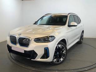 Fotos de BMW iX3 M Sport color Blanco. Año 2024. 210KW(286CV). Eléctrico. En concesionario Proa Premium Palma de Baleares