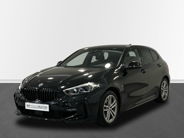 BMW Serie 1 118d color Negro. Año 2023. 110KW(150CV). Diésel. En concesionario Engasa S.A. de Valencia