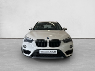 Fotos de BMW X1 sDrive18d color Blanco. Año 2019. 110KW(150CV). Diésel. En concesionario Enekuri Motor de Vizcaya