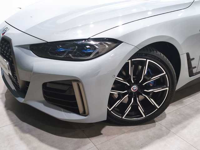 BMW Serie 4 M440i Gran Coupe color Gris. Año 2022. 275KW(374CV). Gasolina. En concesionario MOTOR MUNICH S.A.U  - Terrassa de Barcelona